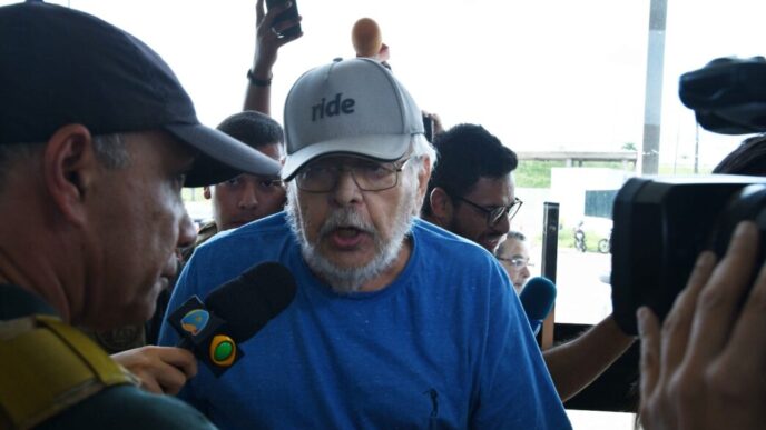 Justiça concede prisão domiciliar a Fernando Cunha Lima